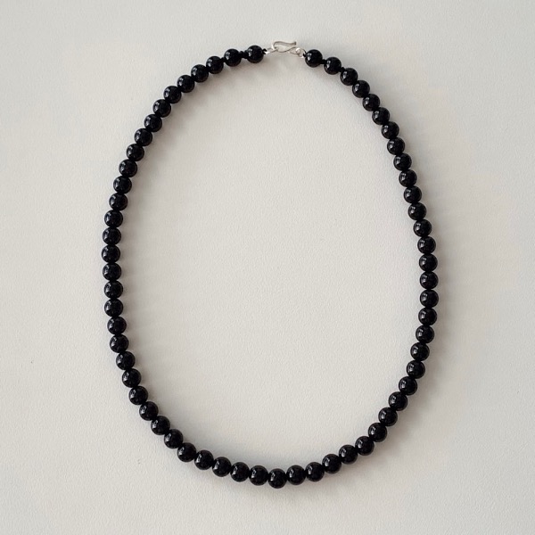 ONYX BALL NECKLACE (6mm)